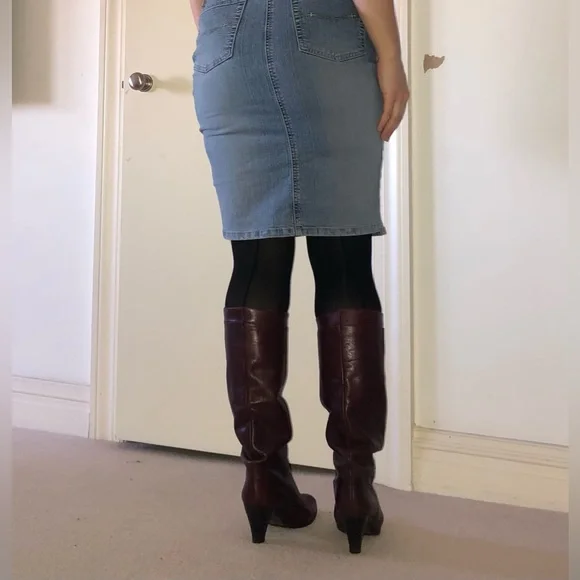 🍷 Vintage Burgundy Leather Boots🍷 - Picture 5 of 5